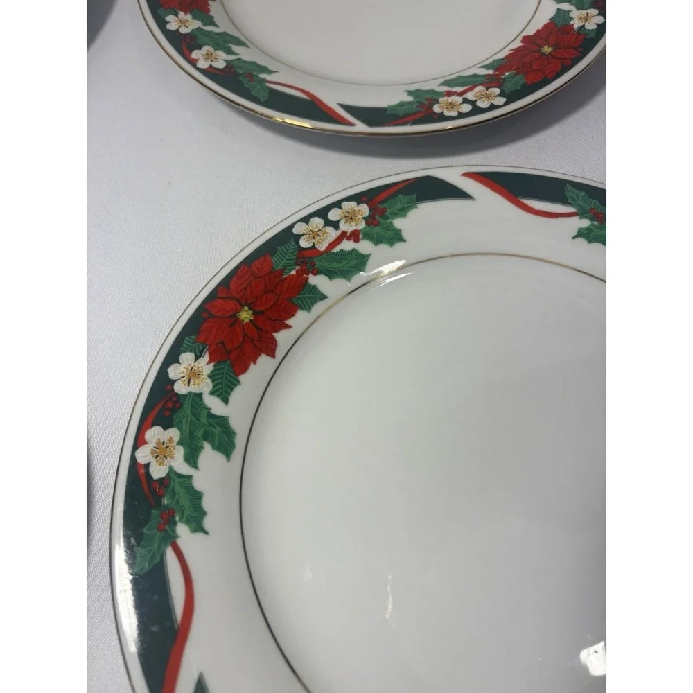 🎄Set of 4 Tienshan Fine China Deck the Halls Christmas Dinner Plates Poinsettia